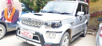 बिदाको दिन सरकारी गाडीको दुरुपयोग गर्दै गाँउपालिका प्रमुख मेहता